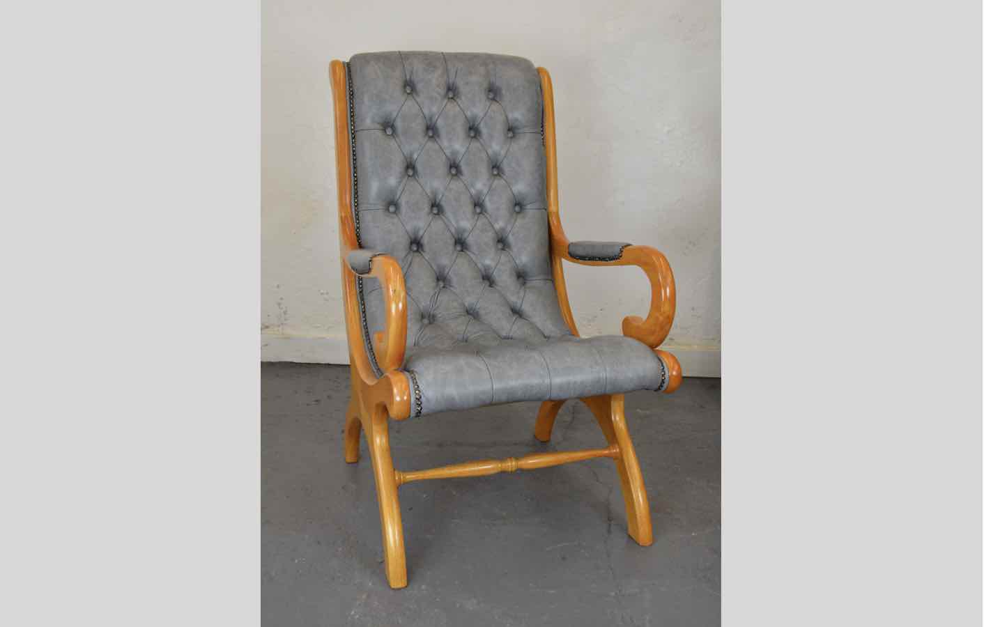 Slipper Rocking Chair Yew & Grey
