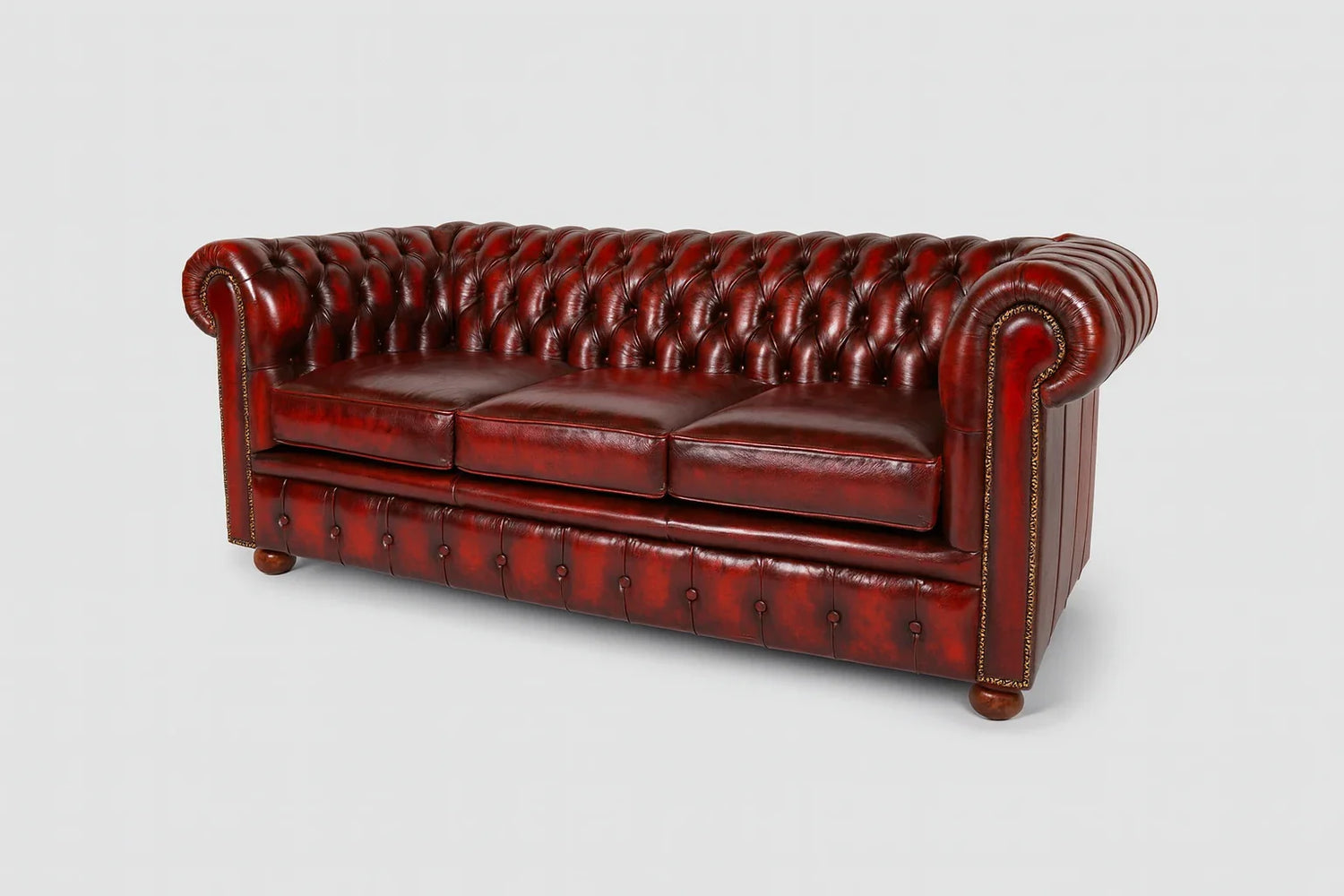Classic Leather Sofas & Sofa Beds