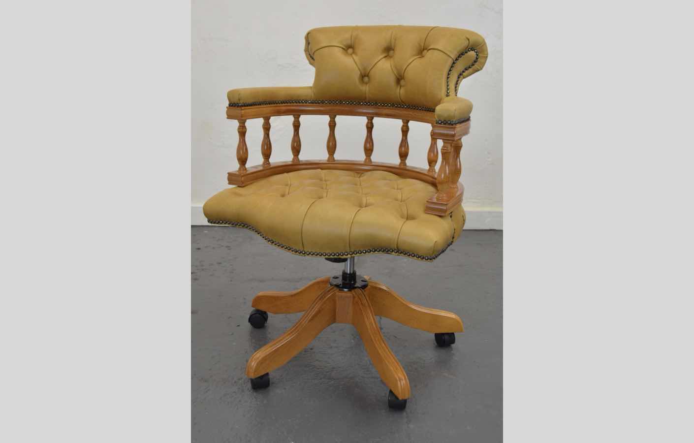 Captain's Office Chair - Yew & Tan