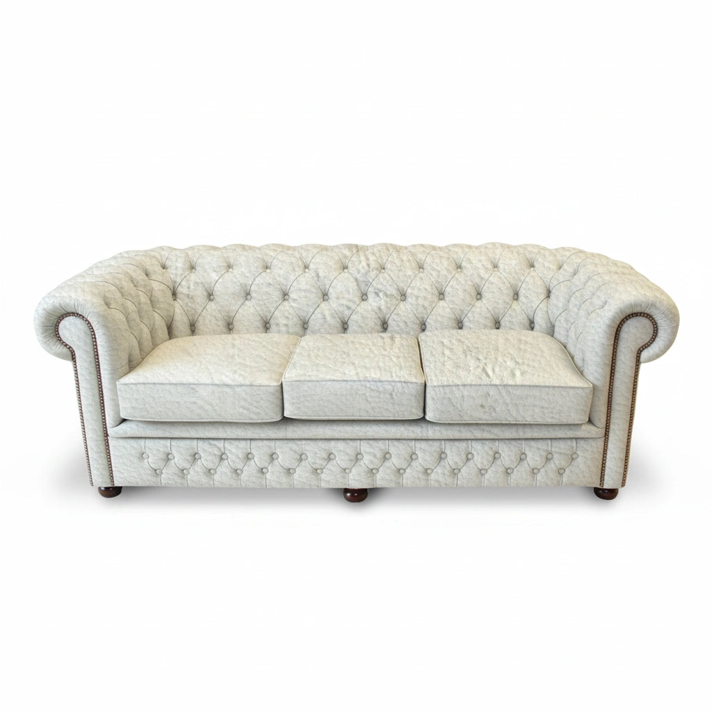 The Durham Chesterfield 3 Seat Sofa Bed, color: Windsor White